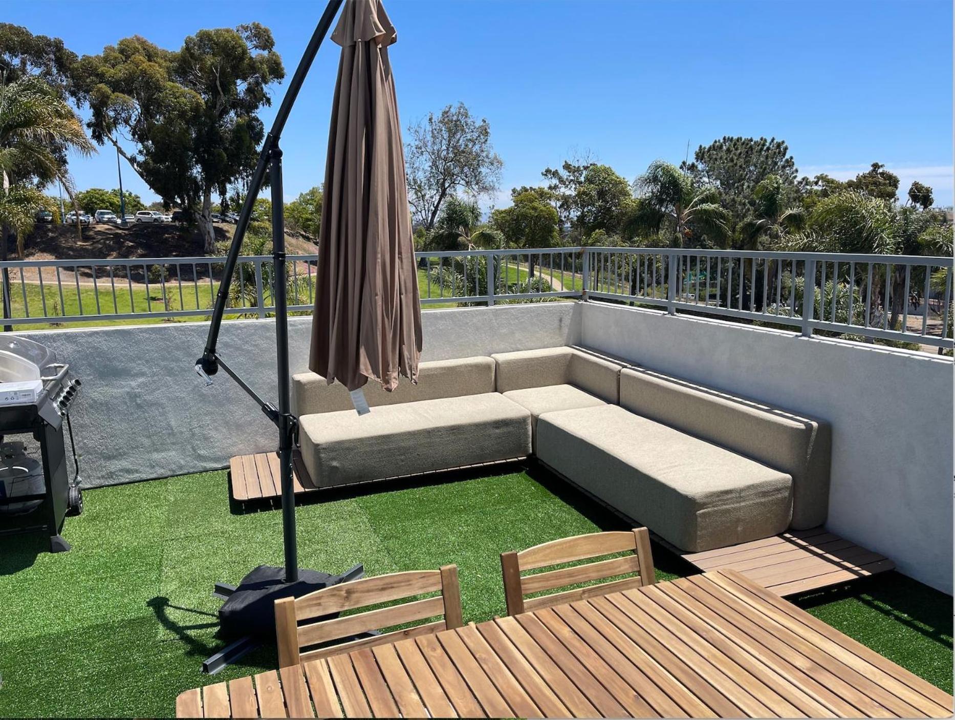 Premier Location With Great Scenic Downtown View Inn *